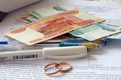 КАК КОНТРОЛИРОВАТЬ РАСХОДОВАНИЕ АЛИМЕНТОВ?