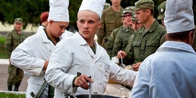 Когда и как отмечается День тыловых служб?