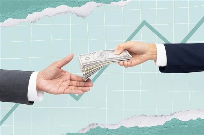 Кто несет расходы по уплате импортных пошлин: Понимание обязанностей